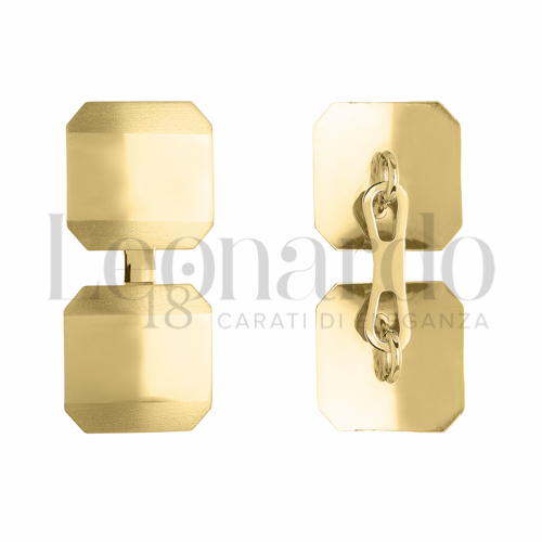 Forma Quadrata con bordi stondati in Oro Giallo da 3,9gr.