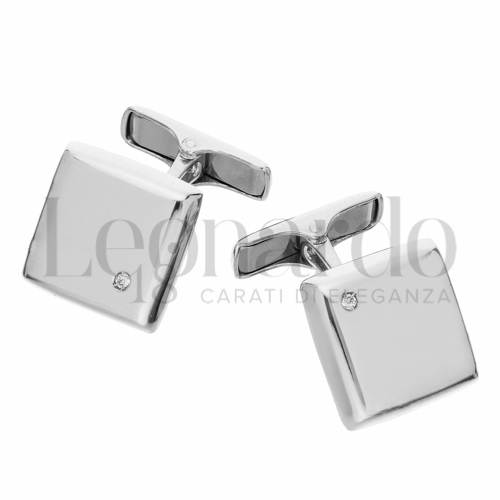 Forma Quadrata con Diamante in Oro Bianco da 6,6gr.