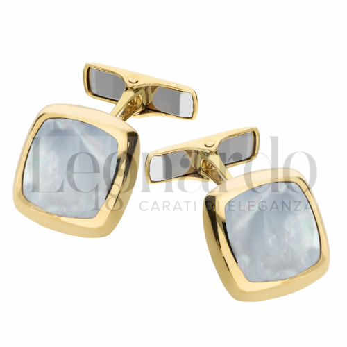 Forma Quadrata con bordi stondati con Madreperla in Oro Giallo da 6,8gr.