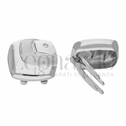 Forma Quadrata - Bordi Stondati con Diamante in Oro Bianco da 3,8gr.