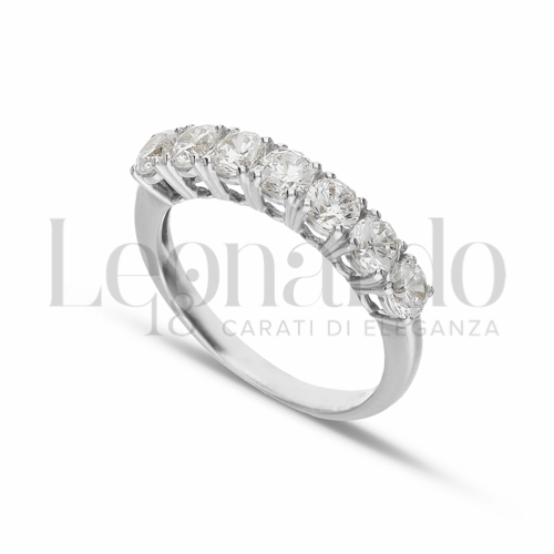Anelli Anello Veretta da Donna in Oro 18 Carati Modello o finitura: a 7 pietre Misura pietra: 3,50 mm anello: N° 11 2,5g