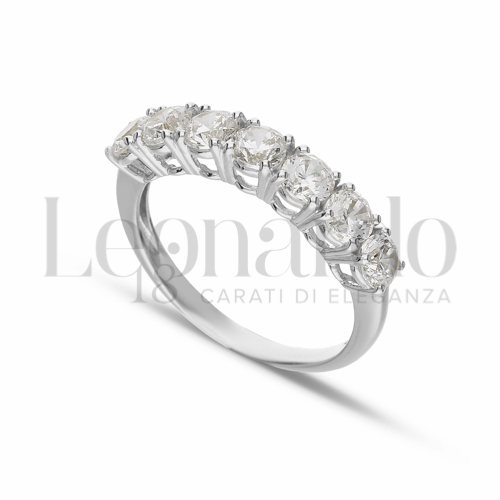 Modello o finitura Veretta a 7 pietre con Zircone bianco in Oro Bianco da 2,9gr.