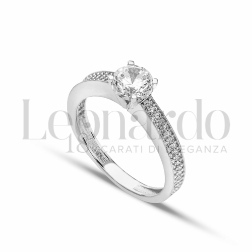 con Zircone bianco in Oro Bianco da 2,9gr.