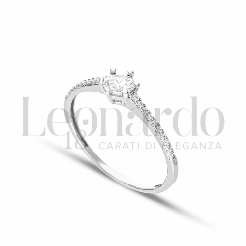 con Zircone bianco in Oro Bianco da 1,1gr.