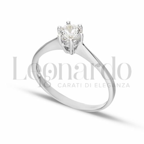 Modello o finitura Solitario con Zircone bianco in Oro Bianco da 2,1gr.