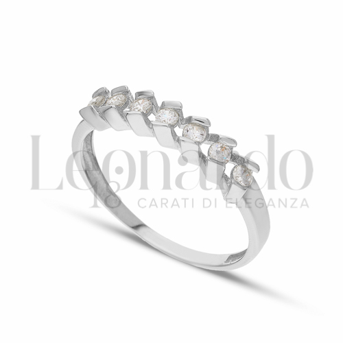 Modello o finitura Veretta a 7 pietre con Zircone bianco in Oro Bianco da 2gr.