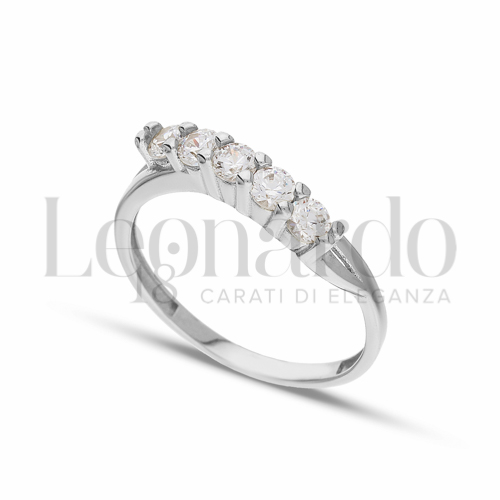Modello o finitura Veretta a 5 pietre con Zircone bianco in Oro Bianco da 2,1gr.