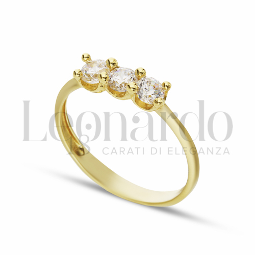 Modello o finitura Trilogy lineare con Zircone bianco in Oro Giallo da 2,4gr.