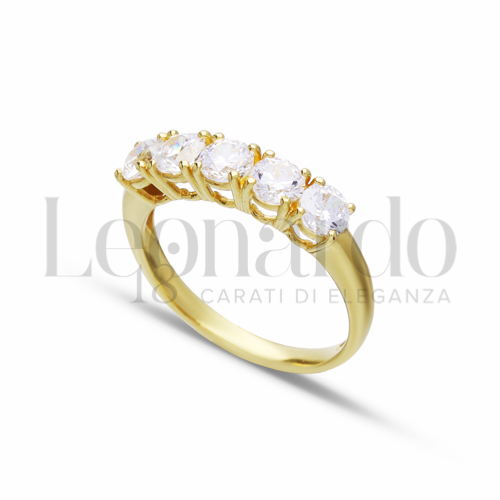 Modello o finitura Veretta a 5 pietre con Zircone bianco in Oro Giallo da 2,7gr.