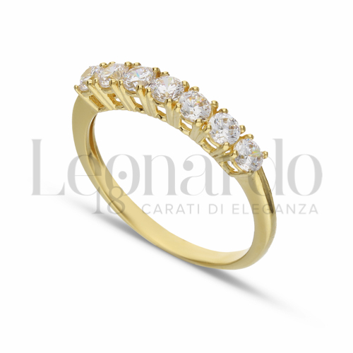 Modello o finitura Veretta a 7 pietre con Zircone bianco in Oro Giallo da 2,6gr.