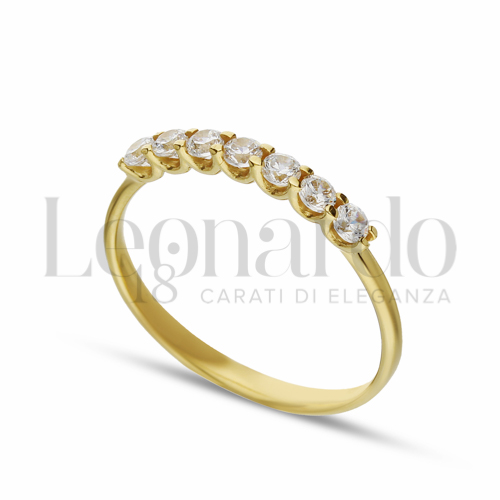 Modello o finitura Veretta a 7 pietre con Zircone bianco in Oro Giallo da 1,7gr.