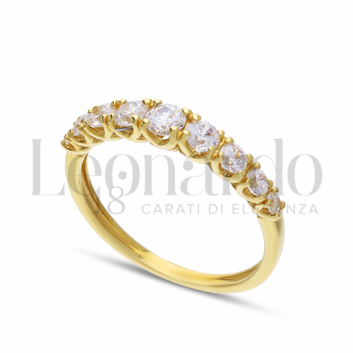 Modello o finitura Veretta a 9 pietre con Zircone bianco in Oro Giallo da 2,5gr.