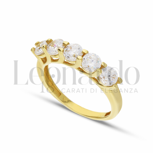 Modello o finitura Veretta a 5 pietre con Zircone bianco in Oro Giallo da 3,3gr.