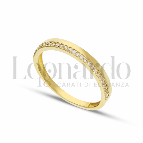 Modello o finitura Mezza Veretta con Zircone bianco in Oro Giallo da 1,8gr.