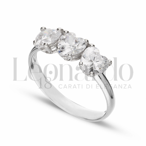 Modello 3 Cuori Verticali con Zircone bianco in Oro Bianco da 2,3gr.