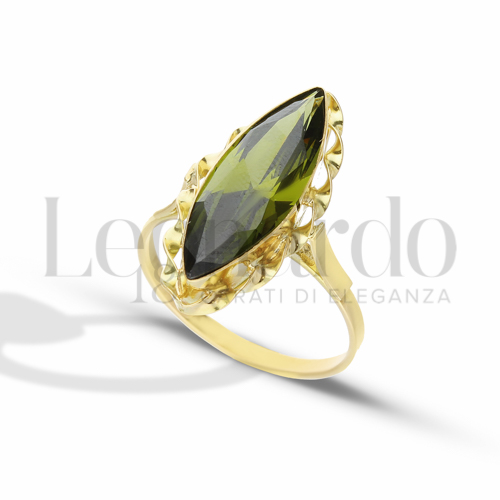 Modello 2° misura pietra thin con Pietra verde in Oro Giallo da 4,4gr.