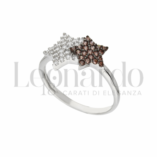 con Zirconi bianchi e zirconi Brown in Oro Bianco da 2,3gr.