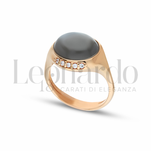 con Pietra Grigia e zirconi bianchi in Oro Rosa da 5,7gr.