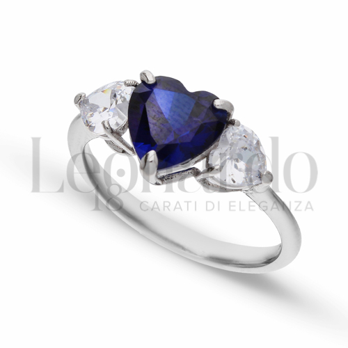 Modello 2° Misura con Pietra di Colore Blu e zirconi bianchi in Oro Bianco da 3,3gr.