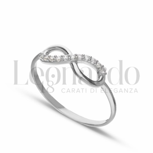 con Mezzo Pavé di zirconi bianchi in Oro Bianco da 1,2gr.