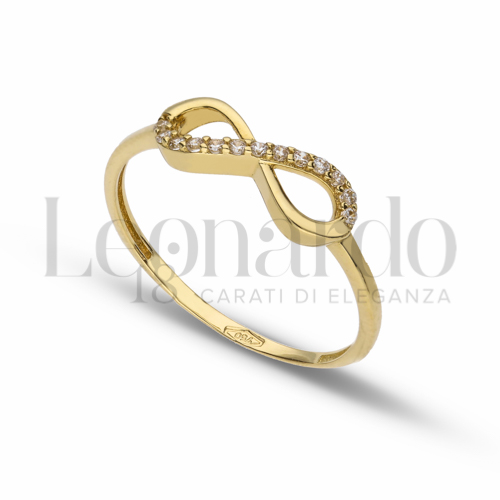 con Mezzo Pavé di zirconi bianchi in Oro Giallo da 1,3gr.