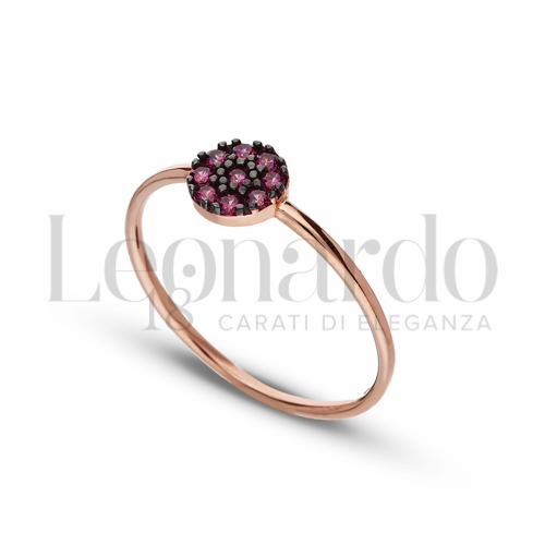 Modello 1 ° Misura con Zircone rosso in Oro Rosa da 1,2gr.