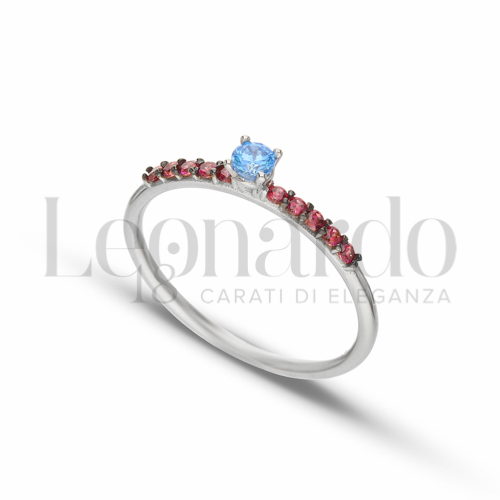 con Zirconi Rossi e Pietra Azzurra in Oro Bianco da 1,6gr.