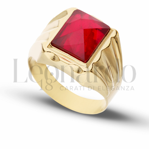 Modello Scatolato con Pietra rossa in Oro Giallo da 7,1gr.