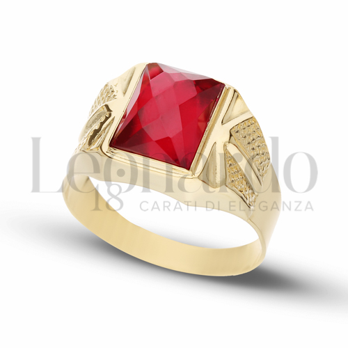 Modello Scatolato con Pietra rossa in Oro Giallo da 5,7gr.
