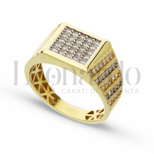 Modello Quadrato con Pavé di zirconi bianchi in Oro Giallo e Oro Bianco da 6,4gr.