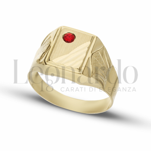 Modello Scatolato con Zircone rosso in Oro Giallo da 4,2gr.
