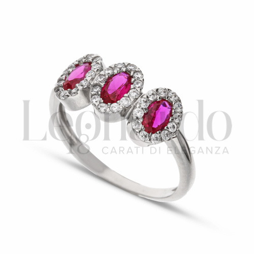con Pietra di Colore Rosso e zirconi bianchi in Oro Bianco da 3,1gr.