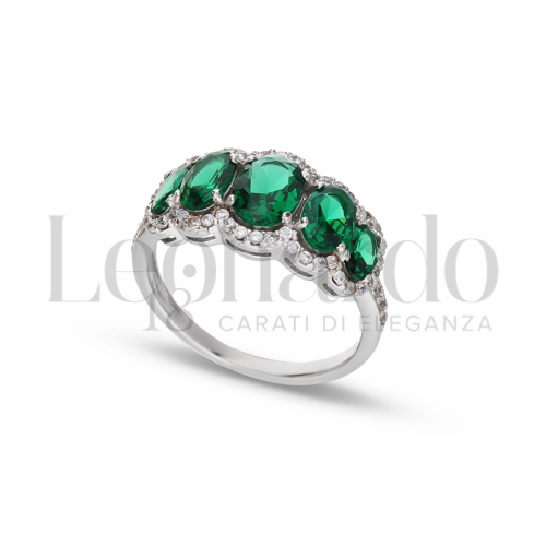 5 Pietre a scalare Modello con Pietra di Colore Verde e zirconi bianchi in Oro Bianco da 3,4gr.