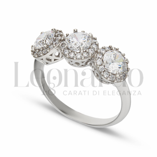 2° Misura Modello con Pietra Bianca e zirconi bianchi in Oro Bianco da 3,7gr.