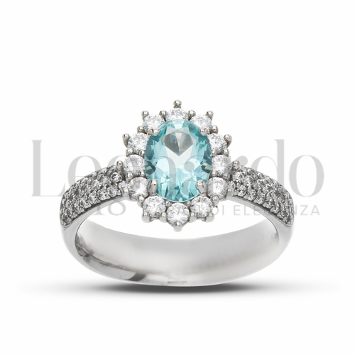 Kate 2° misura con pavè di zirconi sul gambo Modello con Topazio azzurro e zirconi bianchi in Oro Bianco da 5,8gr.