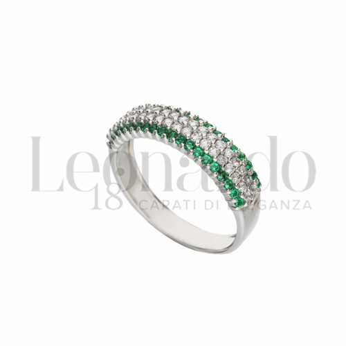 con Pavè di zirconi Verdi e zirconi bianchi in Oro Bianco da 2,9gr.