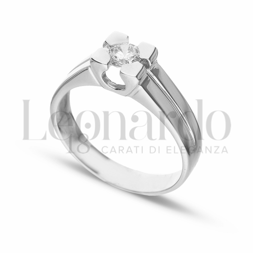 con Zircone bianco in Oro Bianco da 5,2gr.