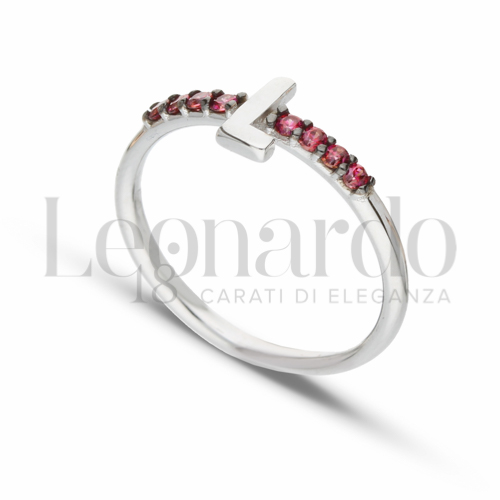 13 con Zircone rosso in Oro Bianco da 1,6gr.