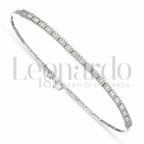 con Zircone bianco in Oro Bianco da 4,2gr.