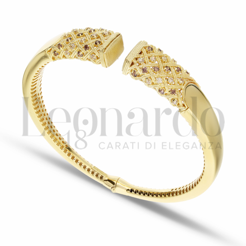 con Zirconi bianchi e zirconi Brown in Oro Giallo da 17,5gr.