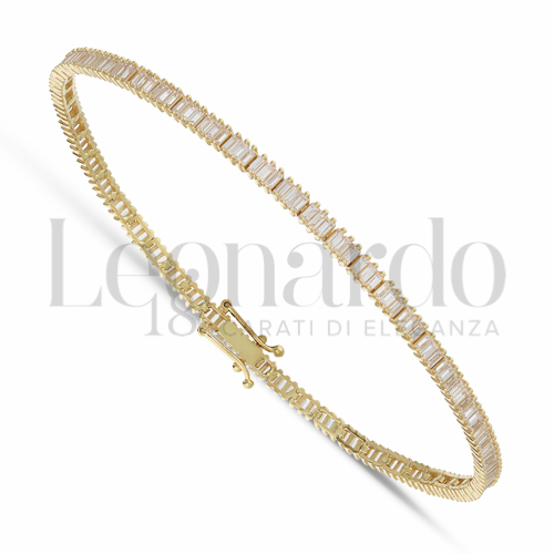 con Zircone bianco da Misura pietra 1,00 mm in Oro Giallo da 6,9gr.