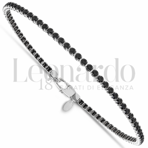 con Zirconi neri da Misura pietra 2,00 mm in Oro Bianco da 4,2gr.