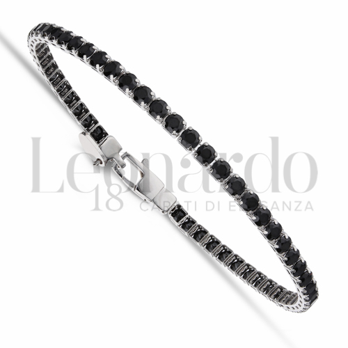 con Zirconi neri da Misura pietra 2,75 mm in Oro Bianco da 5,9gr.