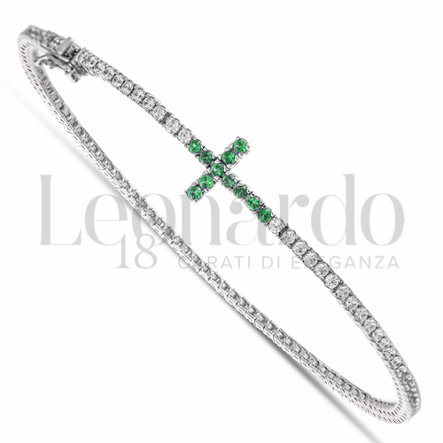 con Pietra di Colore Verde e zirconi bianchi da Misura pietra 1,50 mm in Oro Bianco da 6,7gr.