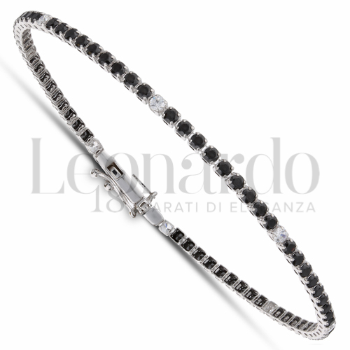 con 9+1 9 Zirconi neri + 1 Zircone bianco da Misura pietra 2,00 mm in Oro Bianco da 4,2gr.