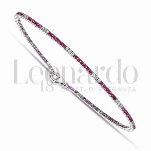 con 6+3 6 Zirconi rossi + 3 Zirconi bianchi da Misura pietra 1,10 mm in Oro Bianco da 3,7gr.