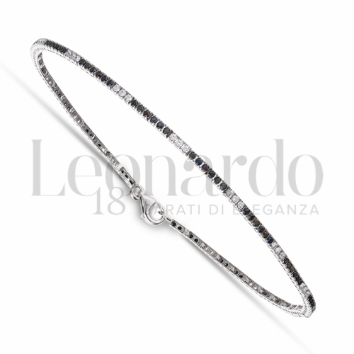 con 6+3 Zirconi neri + Zirconi bianchi da Misura pietra 1,10 mm in Oro Bianco da 3,1gr.