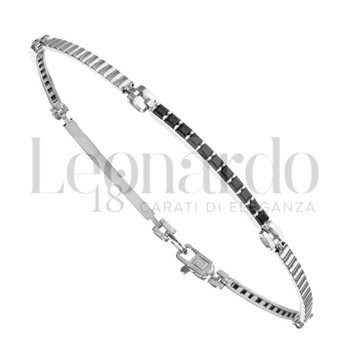 1° Misura con Zirconi neri in Oro Bianco da 6,3gr.