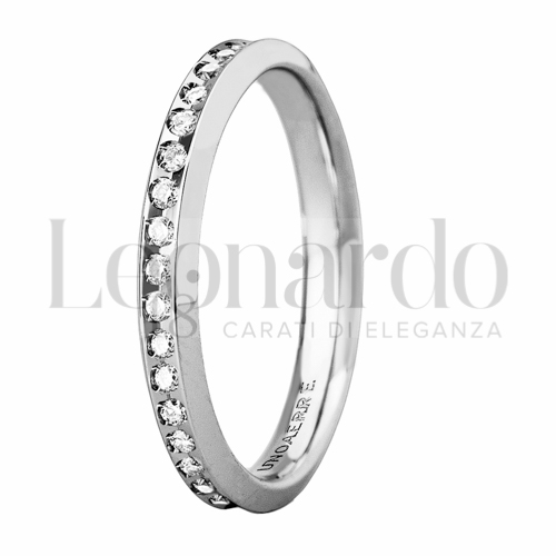 modello Slim in Oro Bianco con Giro di Diamanti