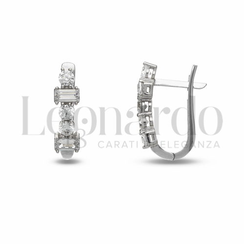 con Zircone bianco in Oro Bianco da 2,3gr.